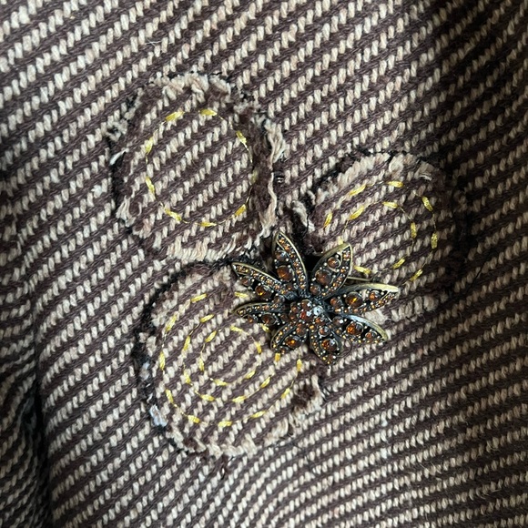 ZARA blazer with cute inner lining floral print! - Picture 3 of 7